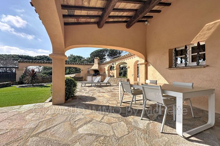 Image No.6-4 Bed House for sale