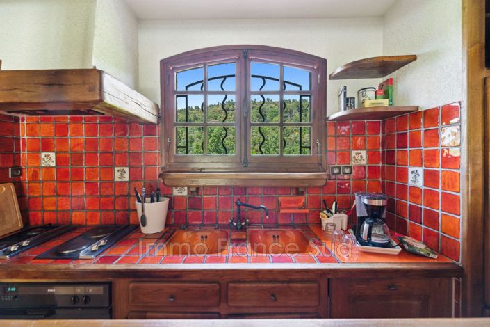 Image No.17-3 Bed House for sale