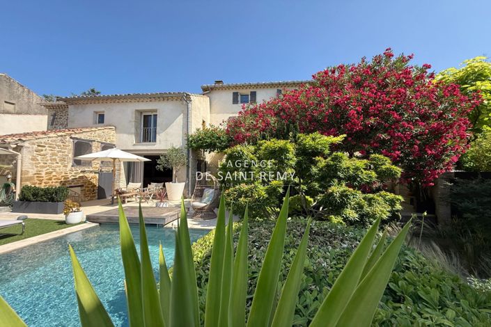 Image No.8-6 Bed House for sale