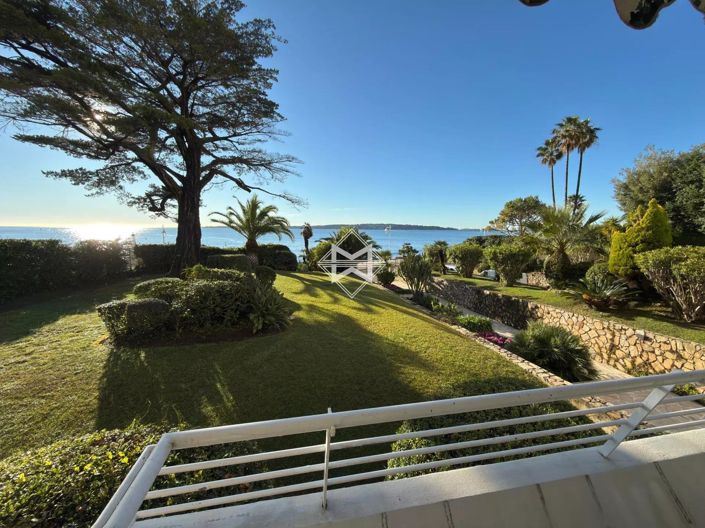 Image No.2-Appartement de 3 chambres à vendre à Cannes