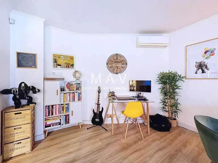 Image No.6-Appartement de 2 chambres à vendre à Nice