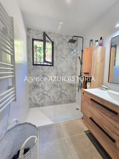 Image No.12-4 Bed House for sale