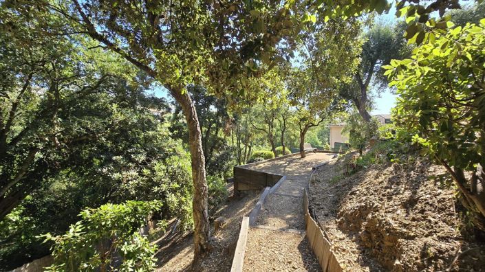 Image No.17-4 Bed House for sale