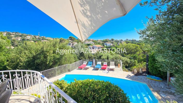 Image No.2-4 Bed House for sale