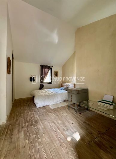 Image No.19-House for sale