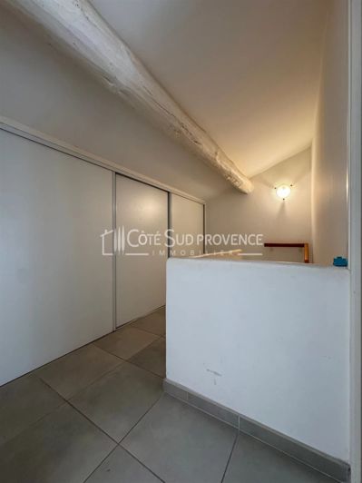Image No.31-House for sale