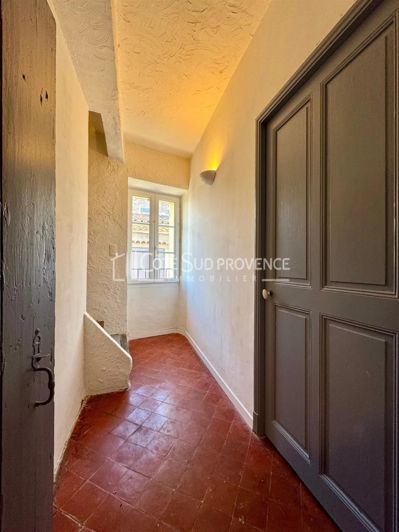 Image No.11-3 Bed House for sale