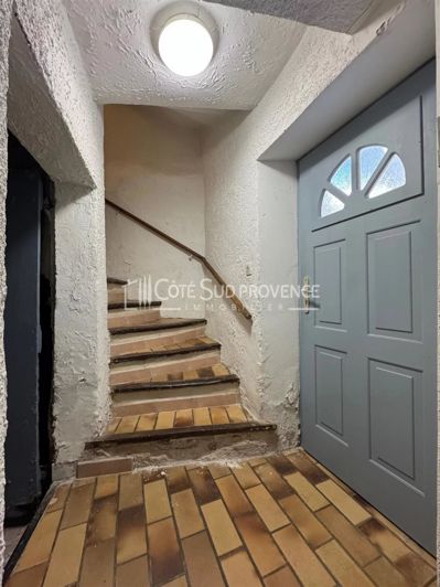 Image No.2-3 Bed House for sale