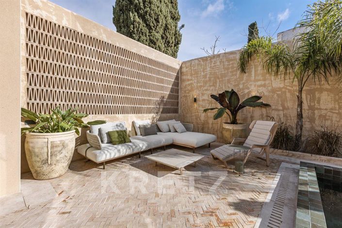 Image No.3-4 Bed House for sale