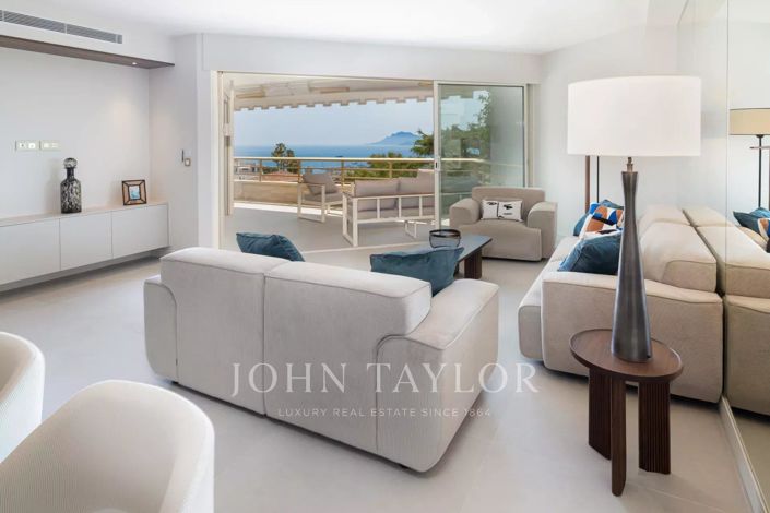 Image No.5-Apartment for sale