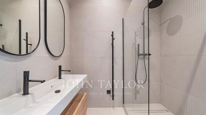 Image No.11-3 Bed Apartment for sale