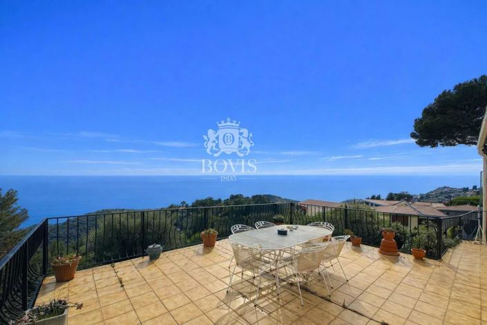 Image No.12-4 Bed Apartment for sale