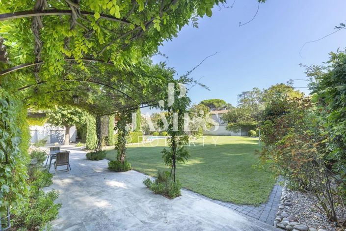 Image No.3-3 Bed House for sale