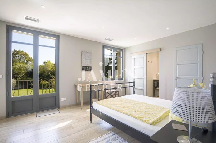 Image No.7-3 Bed House for sale