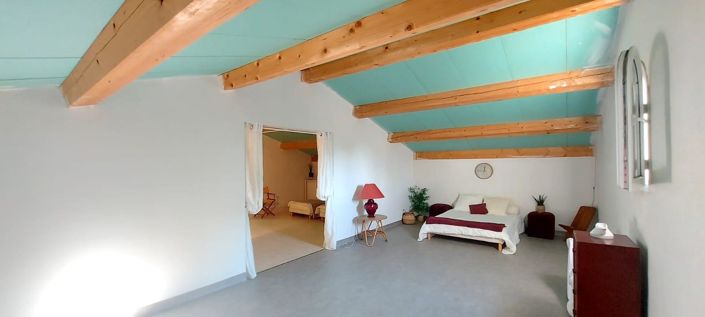 Image No.22-4 Bed House for sale