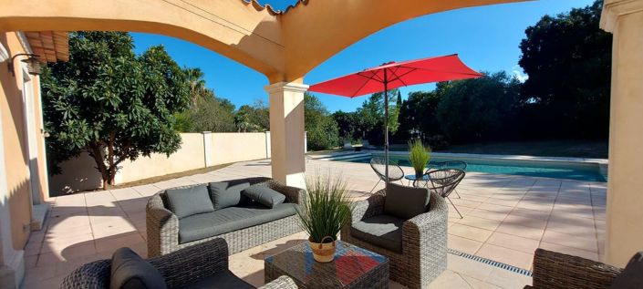 Image No.3-4 Bed House for sale