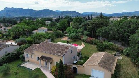 Image No.31-4 Bed House for sale