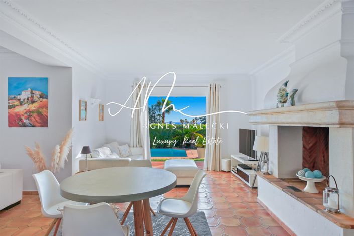 Image No.19-4 Bed House for sale