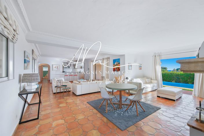 Image No.9-4 Bed House for sale