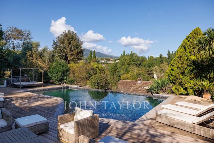 Image No.22-7 Bed House for sale