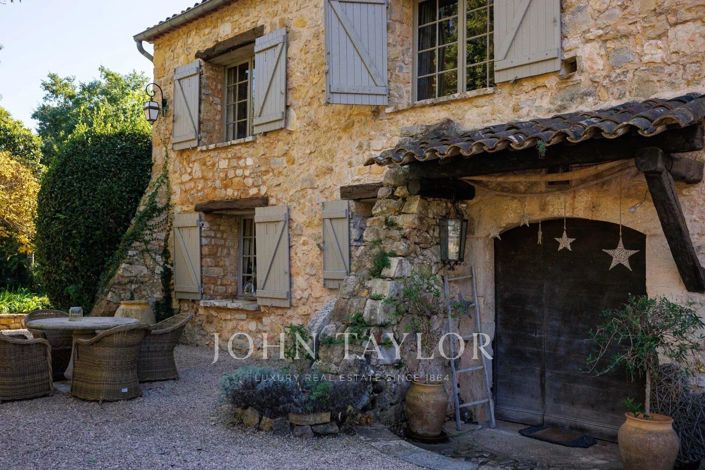 Image No.29-7 Bed House for sale