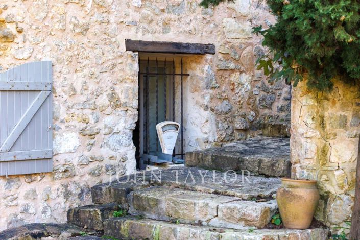 Image No.33-7 Bed House for sale