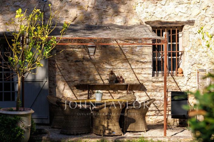 Image No.36-7 Bed House for sale