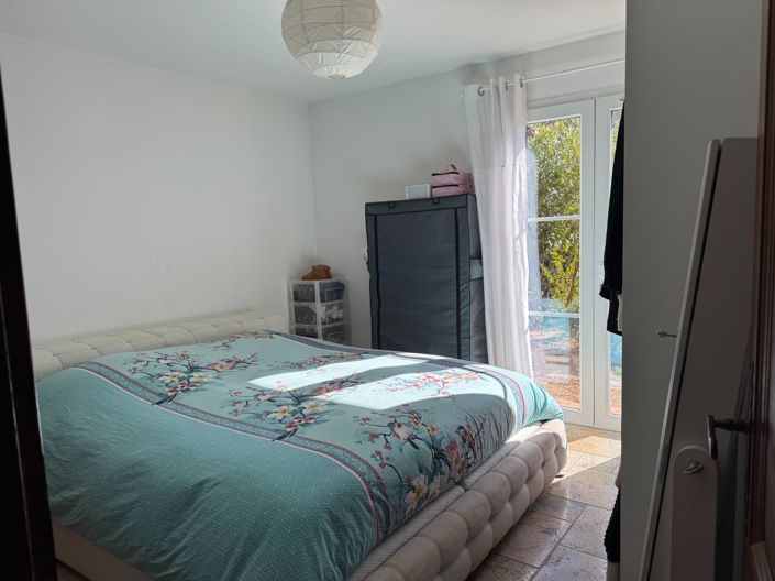 Image No.6-3 Bed House for sale