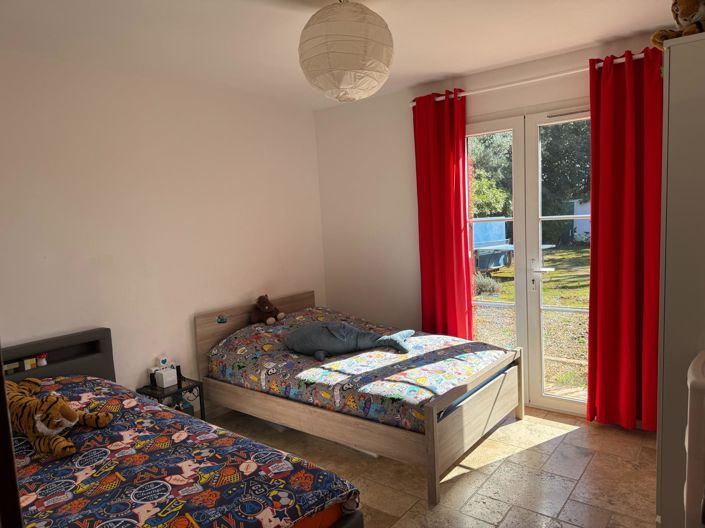 Image No.7-3 Bed House for sale