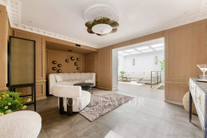 Image No.7-10 Bed House for sale