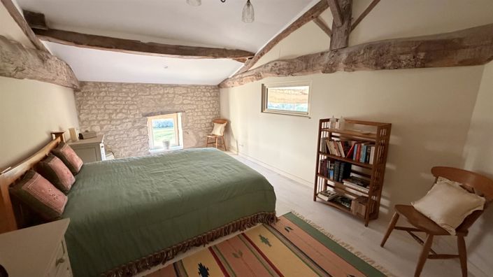 Image No.18-8 Bed House for sale