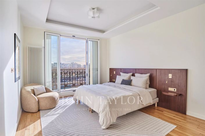 Image No.10-3 Bed Apartment for sale