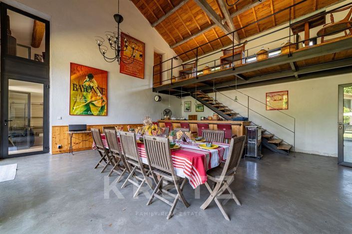 Image No.16-7 Bed House for sale