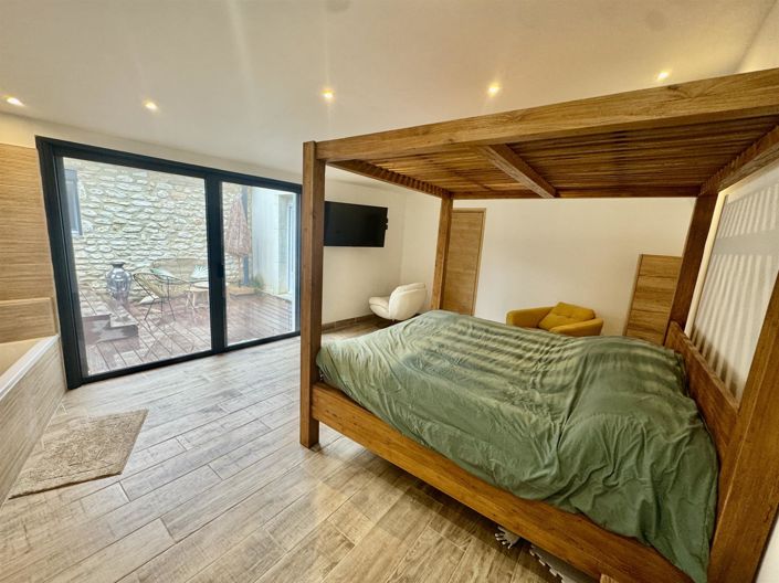 Image No.12-4 Bed House for sale