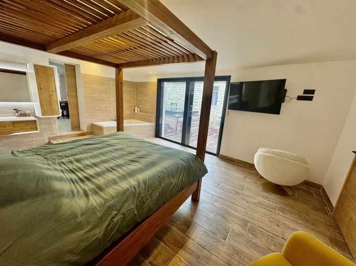 Image No.13-4 Bed House for sale