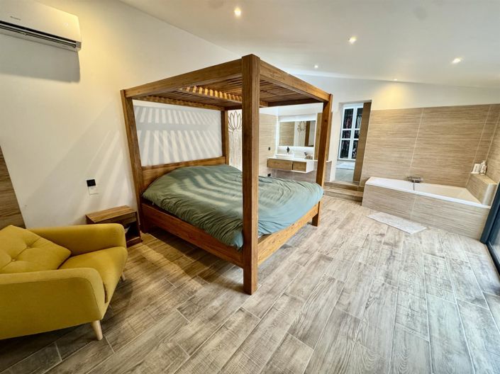 Image No.14-4 Bed House for sale