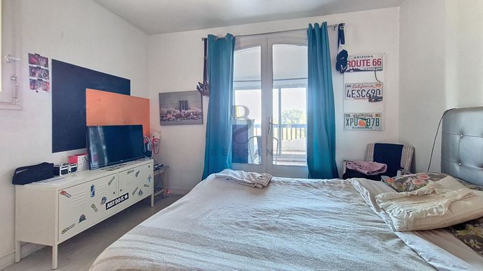 Image No.11-6 Bed House for sale