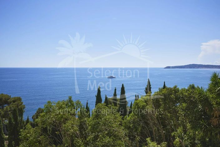 Image No.3-5 Bed House for sale