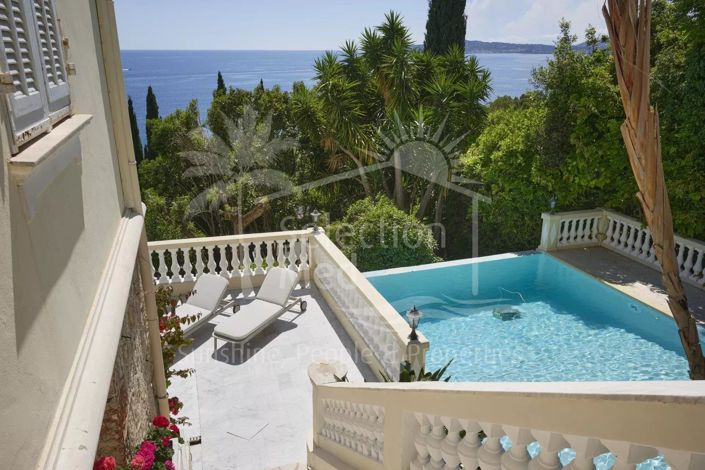 Image No.8-5 Bed House for sale