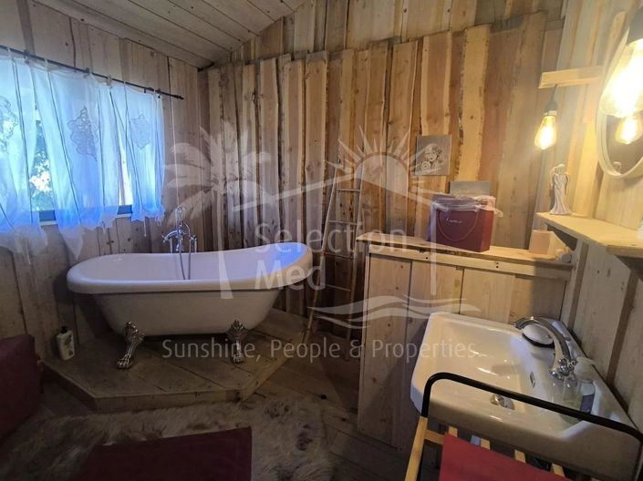 Image No.17-House for sale