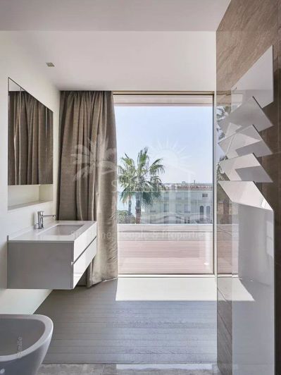 Image No.14-5 Bed House for sale