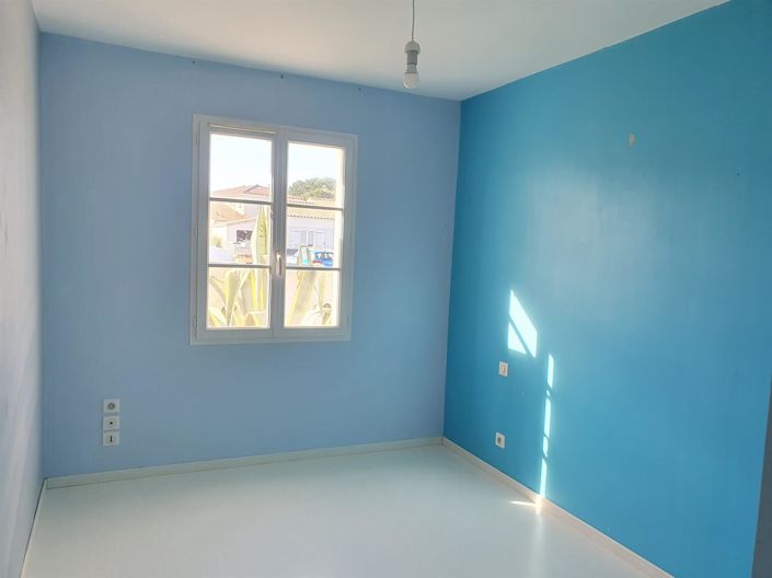 Image No.11-4 Bed House for sale