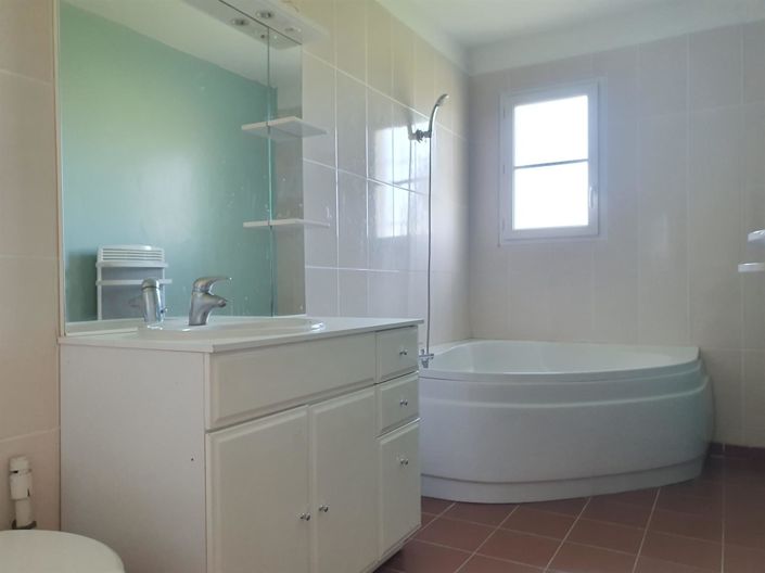 Image No.14-4 Bed House for sale