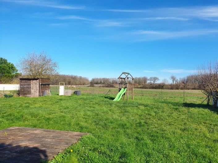 Image No.18-4 Bed House for sale