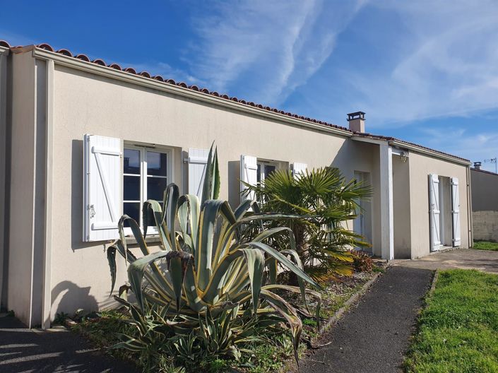 Image No.19-4 Bed House for sale