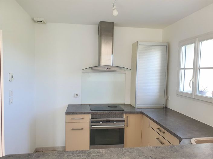 Image No.24-4 Bed House for sale