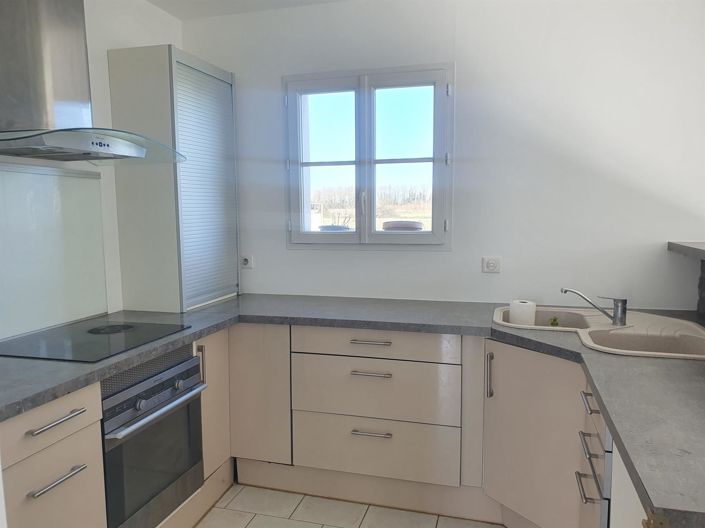 Image No.6-4 Bed House for sale