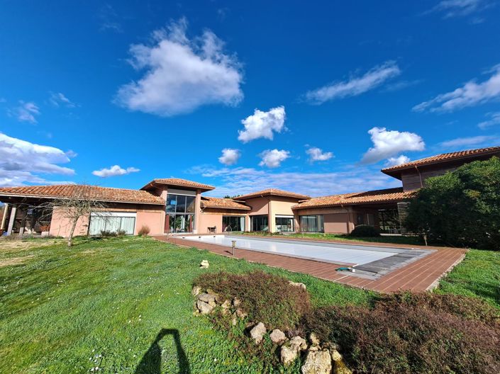 Image No.26-4 Bed House for sale