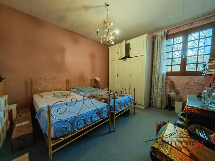 Image No.11-7 Bed House for sale