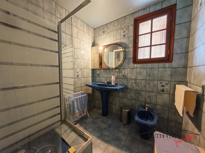 Image No.17-7 Bed House for sale